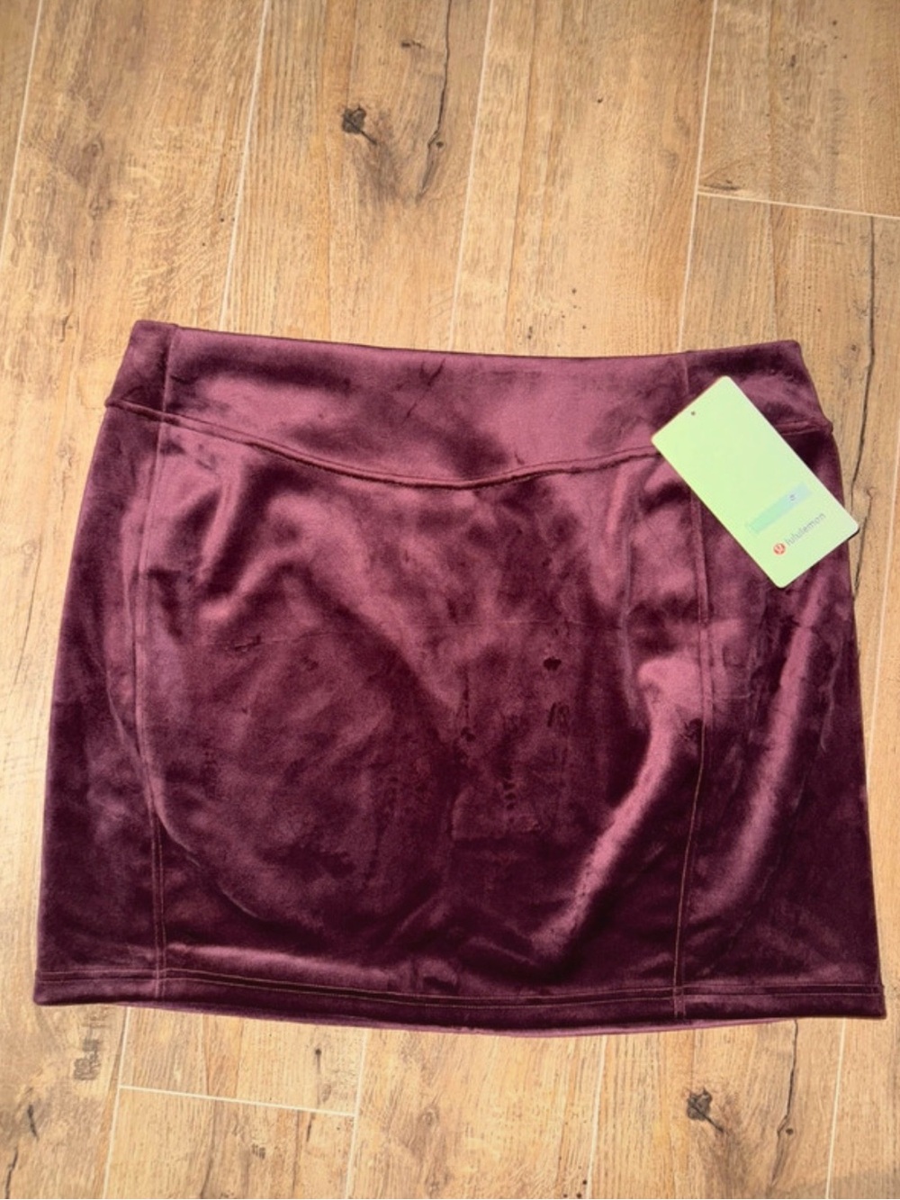 Lululemon Scuba HR Mini Skirt